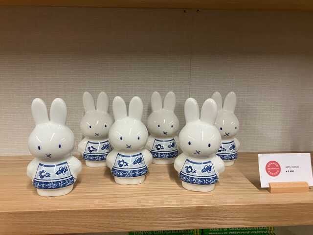 万博限定 オランダ館 ミッフィー little dutch ぬいぐるみМ