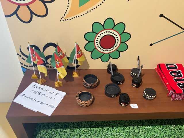 万博　モザンビーク館　ピンバッジ　モザンビークパビリオン　地図 万博 モザンビーク館 ピンバッチ モザンビークパビリオン 万博