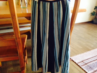 プリント柄のスカート画像