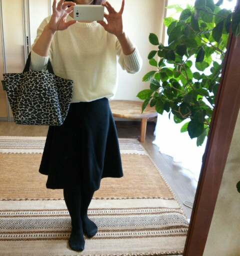 無印良品 メリノウール 白いニット