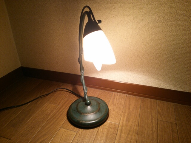 テーブルランプ