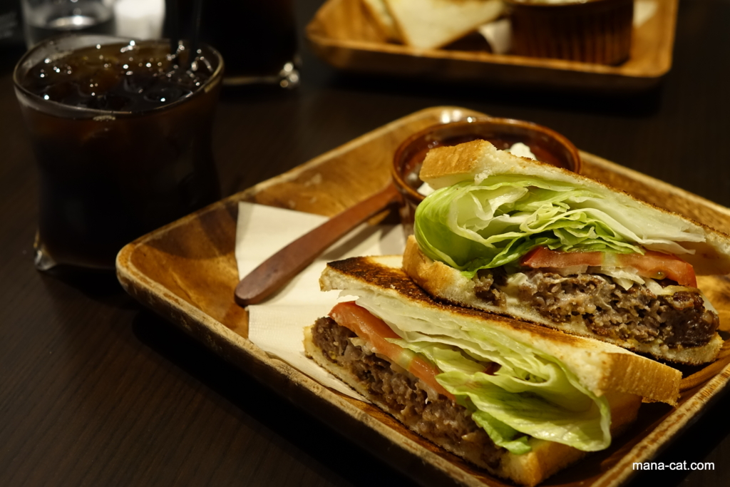 f:id:mana-cat:20160830232516j:plain