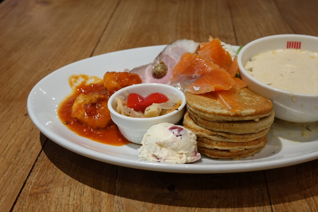 f:id:mana-cat:20160830234219j:plain