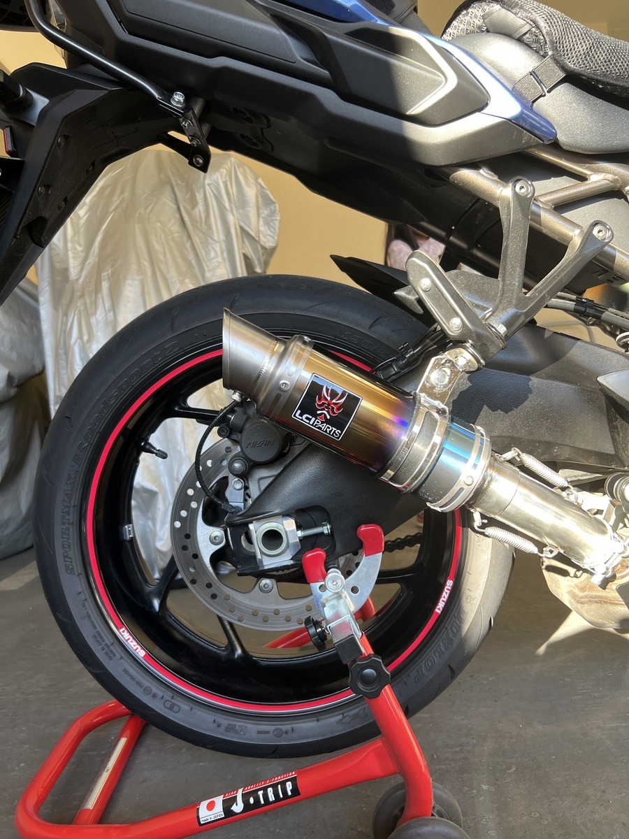 GSX-S1000GT LCI PARTSのショートチタンスリップオンマフラー