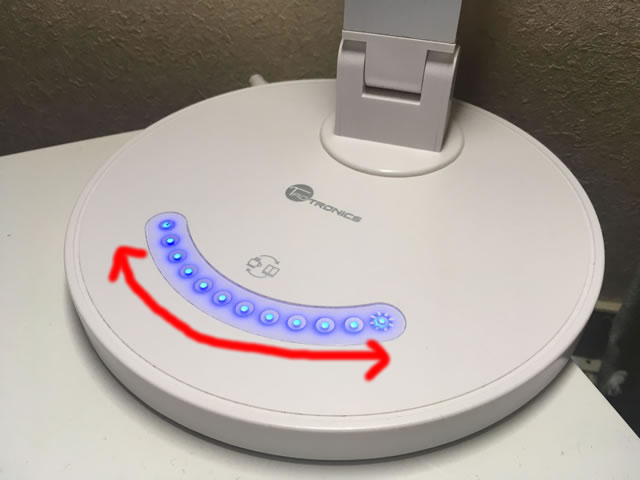 LEDデスクスタンド