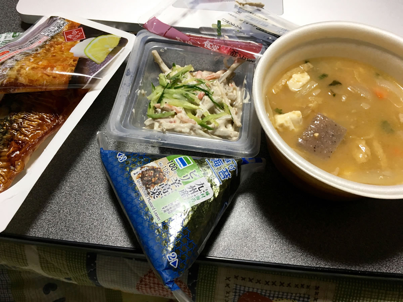 コンビニご飯