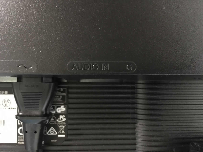 Fire TV Stickは音声出力端子がない
