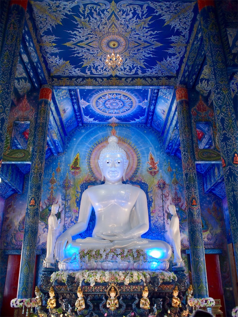 タイアート　ヴィンテージ ブルー　ストーン ラビング ライス ペーパー 寺院 🇹🇭タイでライトアップが1番神秘的だった寺は、 チェンライ