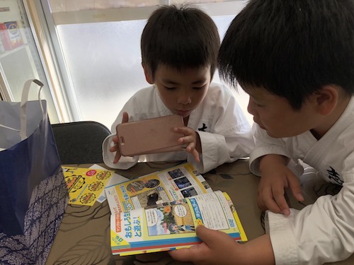 f:id:manavel:20191006110142j:plain f:id:manavel:20191006110142j:plain