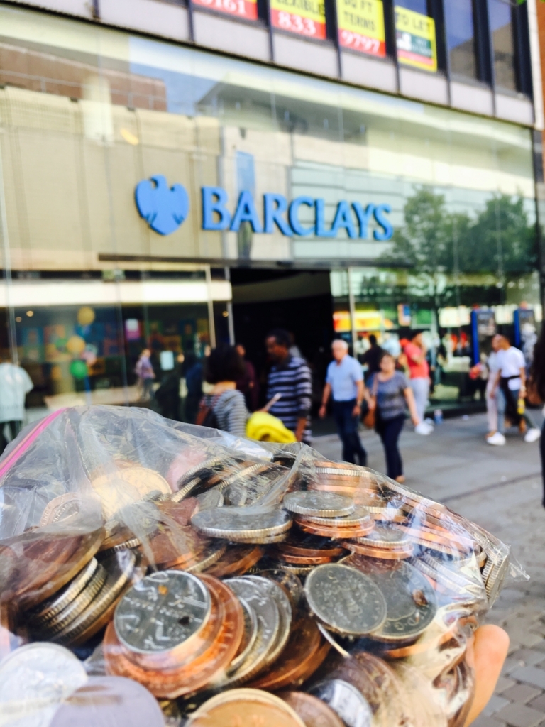 コインをBarclays銀行にデポジットする方法 - Manchesterのくらし