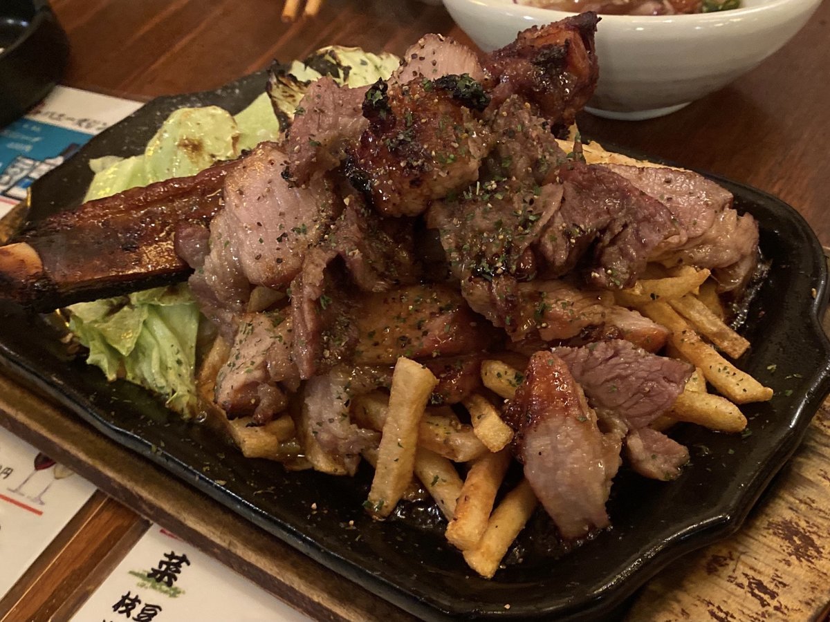 すすきの 料理が美味しい居酒屋なら 骨付肉専門 徳太郎 がおすすめ 招き飯