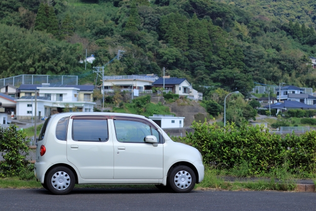 軽自動車 チャイルドシート 狭い