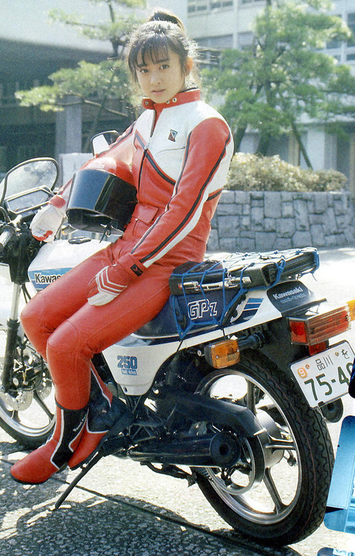 80年代 革ツナギ女子 - 万年NA バイク日記