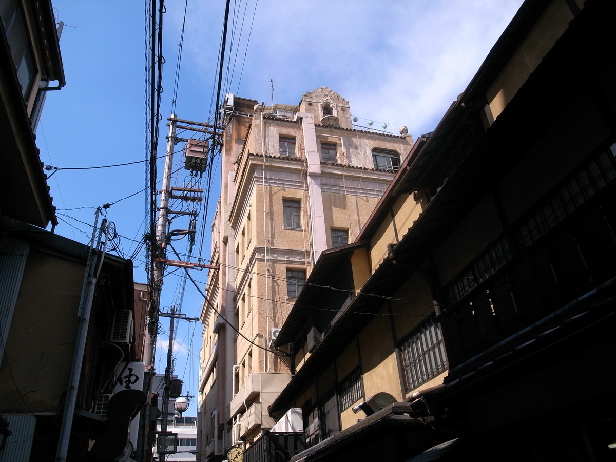 f:id:manrayist:20220204232650j:plain