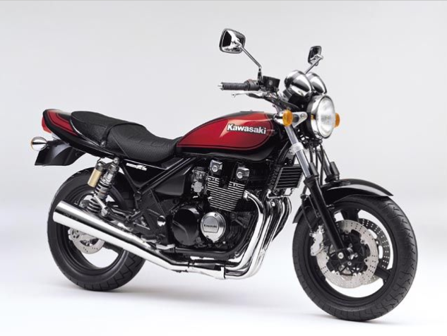 ゼファー750 カワサキ純正タンク オリジナルカラー ゼファー750 カワサキ純正タンク オリジナルカラー