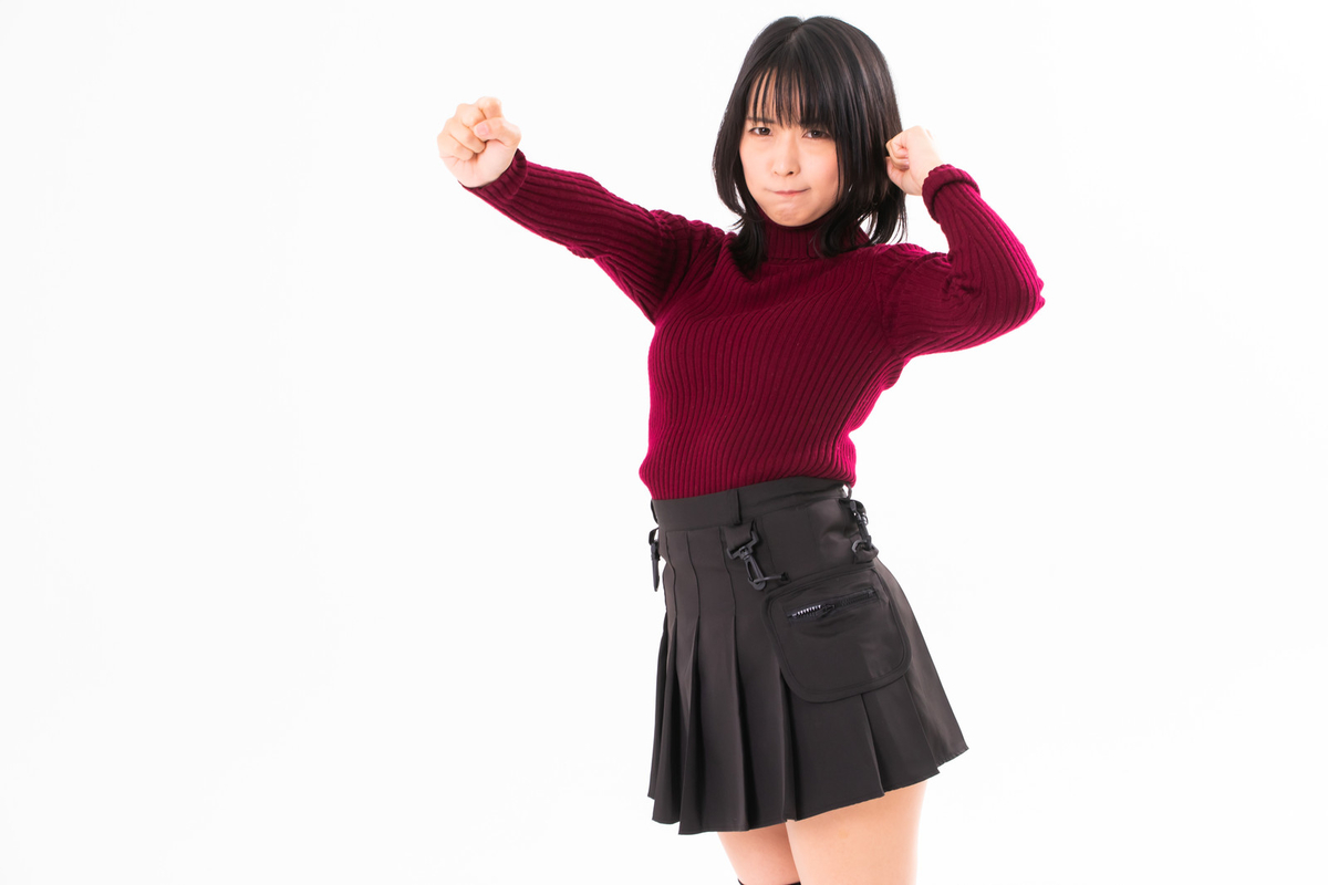 フリー素材ぱくたそ で新谷るるさんのポーズ集を配信しました Ultimofoto