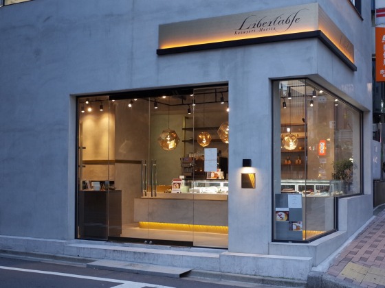 Libertable（リベルターブル）＠赤坂 Luxe（リュクス）ほか - ひっそり斬る