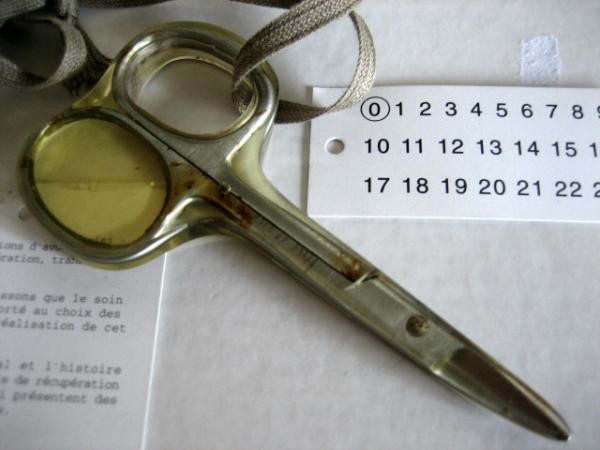 CARRY ファッション Martin Margiela 11 カミソリネックレス