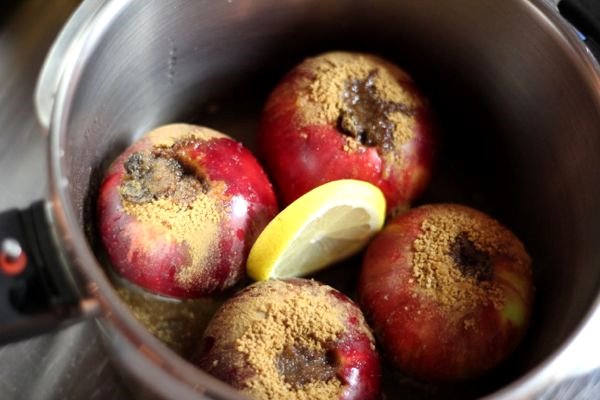 フィスラー圧力鍋でとろとろ焼きりんご Maricooklab