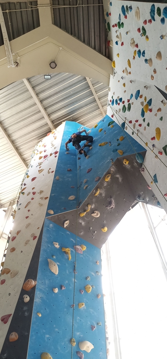 クライミング ＠Bremgra Indoor Climbing Gym インドネシアでクライミング