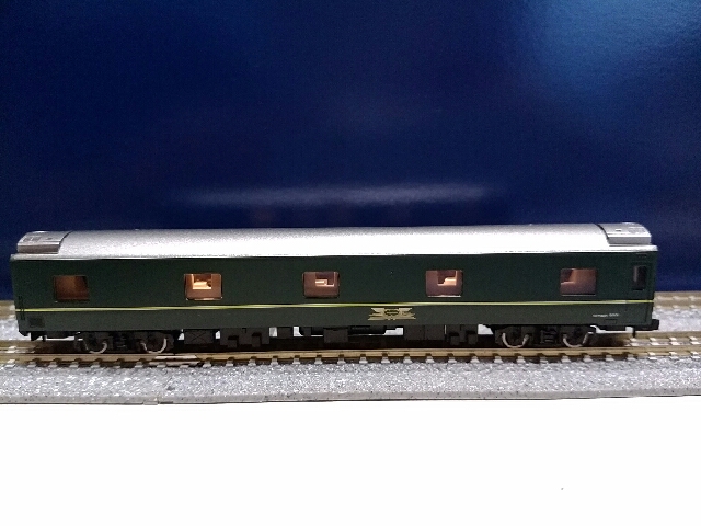 鉄道模型・特別なトワイライトエクスプレスに室内灯装着してみました