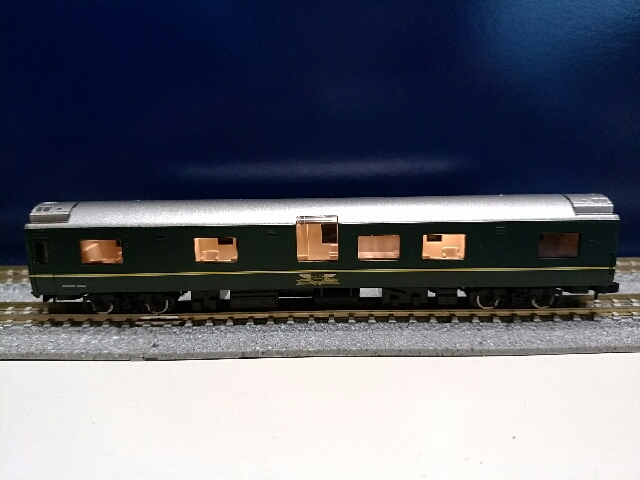 鉄道模型・特別なトワイライトエクスプレスに室内灯装着してみ