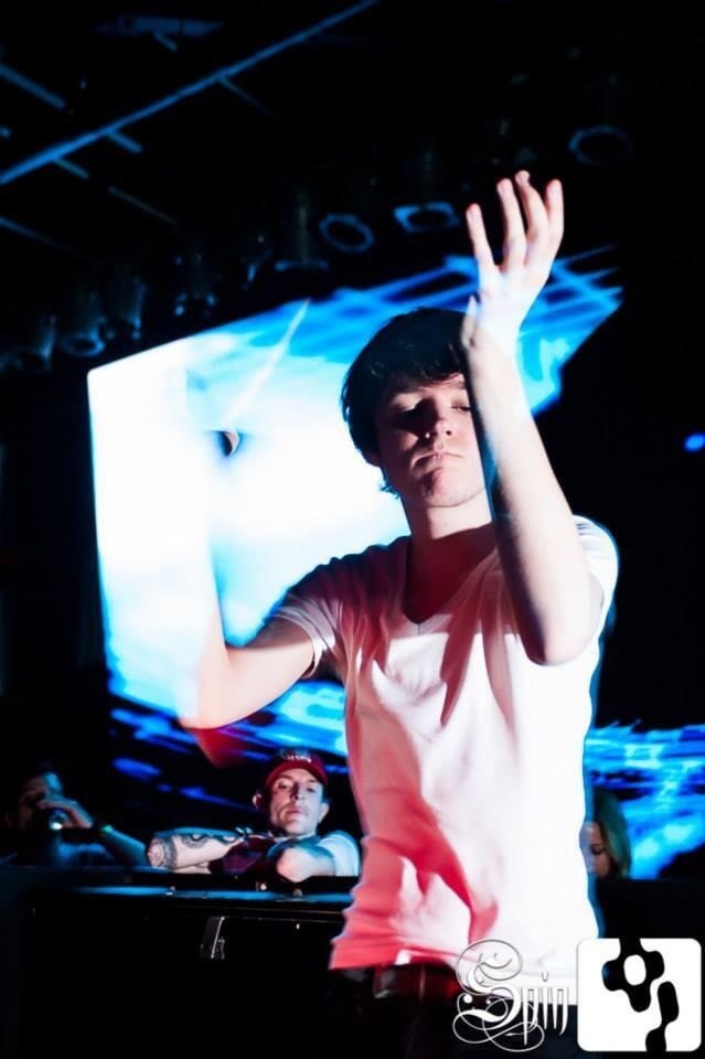 f:id:marqs:20140704231614j:plain