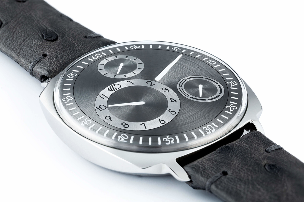 Dkshジャパンがressence レッセンス 取り扱い開始 腕時計の読みもの