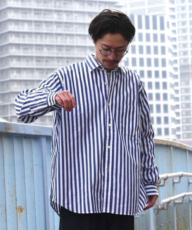 男５０歳の服装 おじさんとビッグシルエットについて考えてみました 和室の書斎で すっきり過ごす