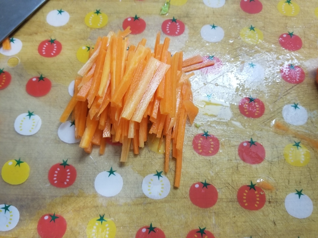 f:id:marumarudai:20190212220211j:plain スープ、とり野菜、前島食堂、鶏肉料理