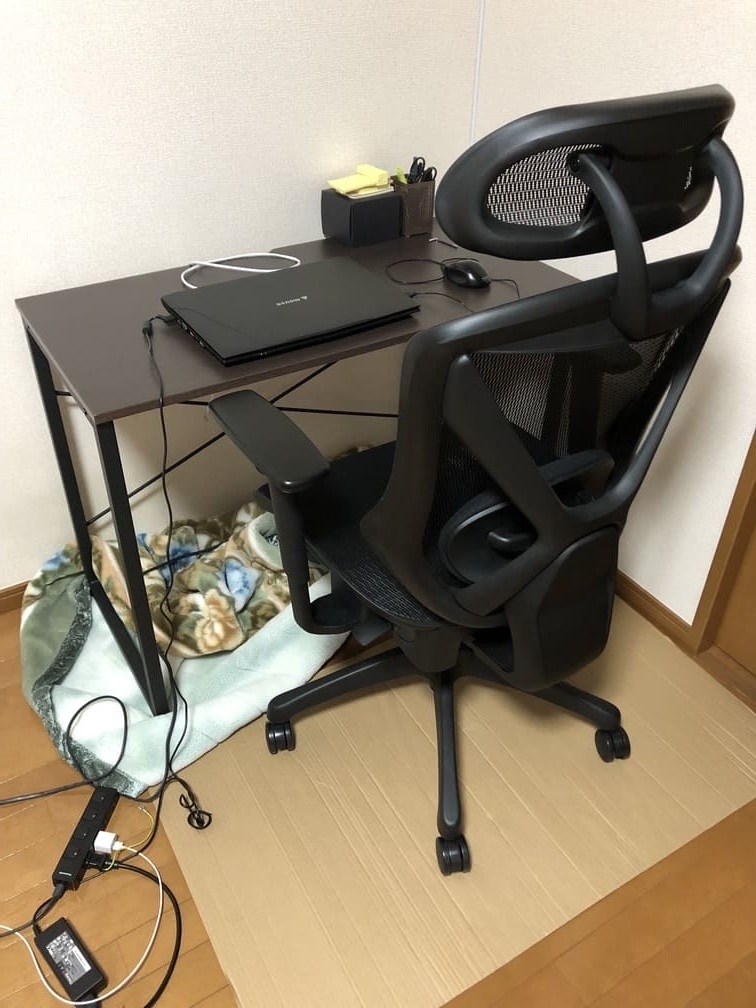 レビュー】バウヒュッテのデスクごとチェアマット(カーペットタイプ)を