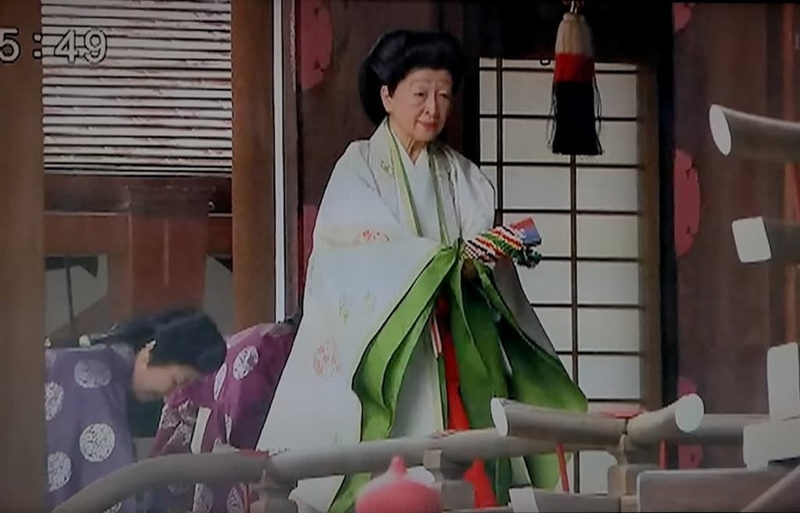 上皇后様の御装束(小袿、五衣、袿袴編)其の2 - シロガネの草子