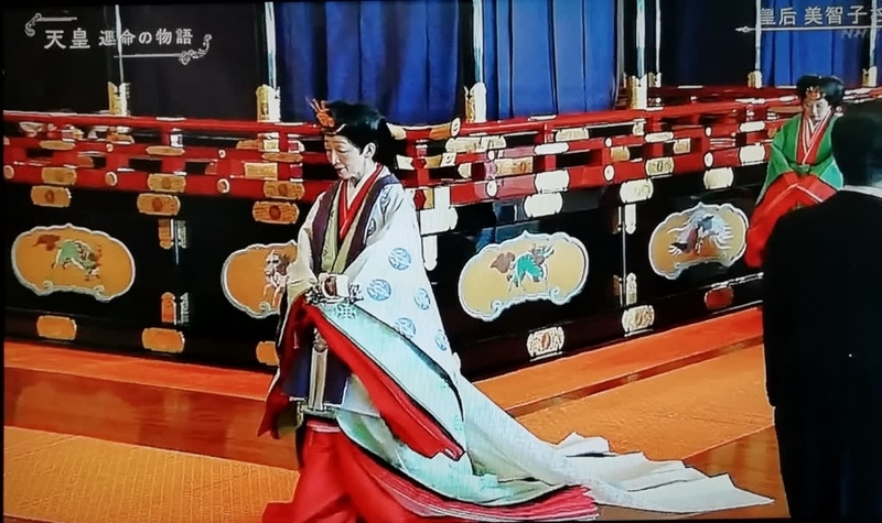 上皇后様の御装束(小袿、五衣、袿袴編)其の2 - シロガネの草子