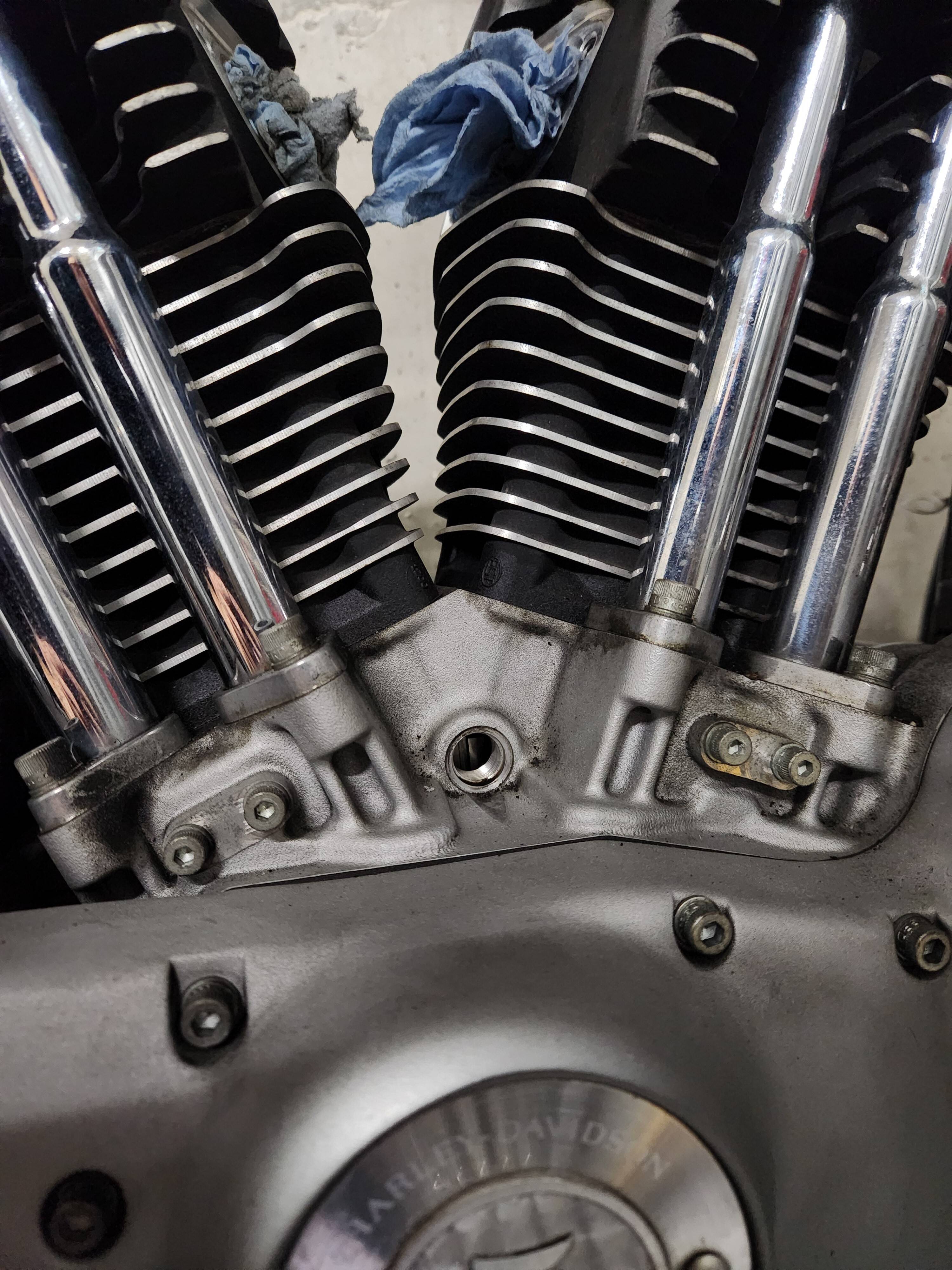 XL1200S 腰上オーバーホール ①分解 - スポーツスター '03 XL1200S