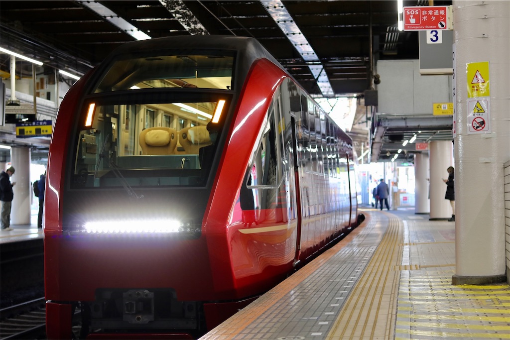 近畿日本鉄道の「特急 ひのとり」｜2021年ブルーリボン賞受賞！名阪