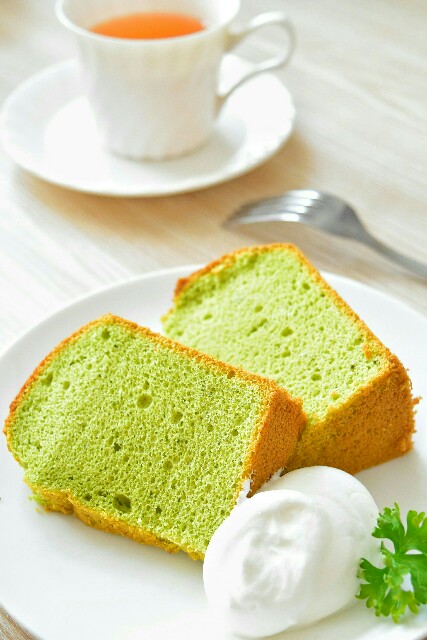 オリーブオイル入り 青汁シフォンケーキのレシピ レシピ研究所