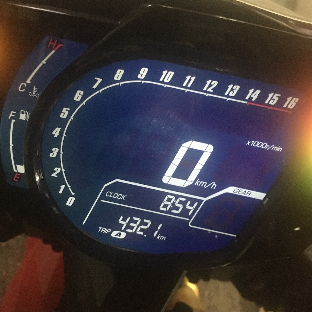 cbr250rrメーター 比較】カワサキ「Ninja ZX-25R SE」VS ホンダ「CBR250RR」｜新型