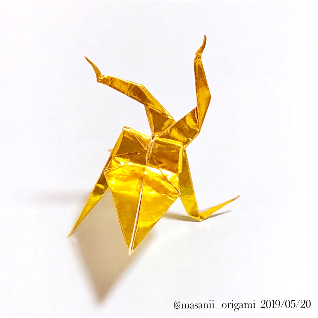 三つ首 からの 走る鶴 折り紙一枚でつくる キモ鶴 をご紹介 まさにぃの折り紙コラム 三つ首 からの 走る鶴 折り紙一枚でつくる キモ鶴 をご紹介 まさにぃの折り紙コラム