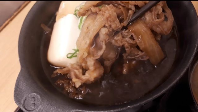 【松屋】選べる6つの小鉢「お肉たっぷり牛鍋膳」を食べる（オリジナル写真）