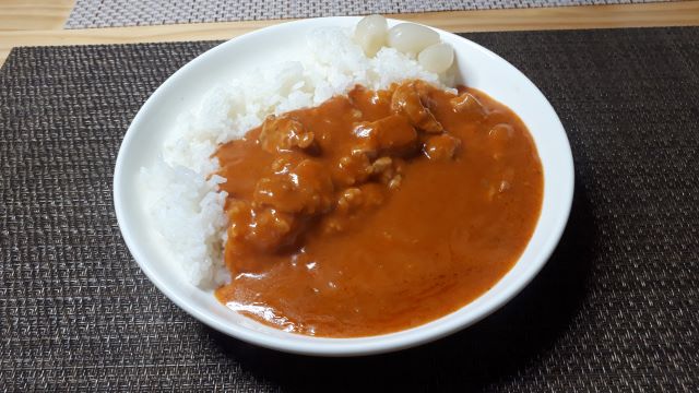 ファミリーマート「バターチキン カレー」（オリジナル写真）