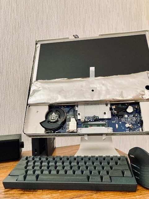 作業ログ｜iMac5,1（Late 2006）にLinux Mint Xfceをいれた。とても