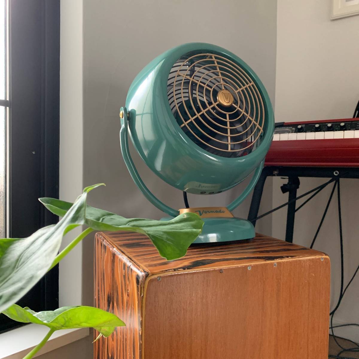 ボルネードアンティークグリーンサーキュレーター VFAN2-JP アンティークグリーン - VORNADO - ボルネード公式サイト