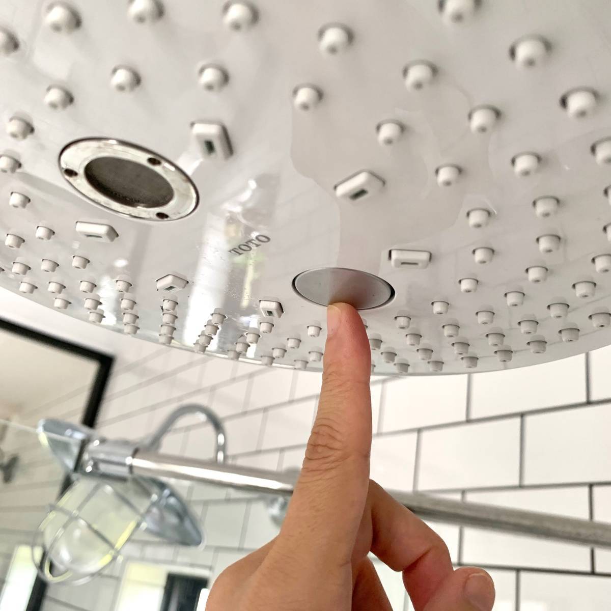 Totoの美しいオーバーヘッドシャワー付シャワーバーを一年半使ってみて 北欧ミッドセンチュリーの家づくり