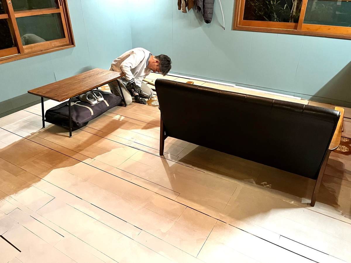 フローリング材　DIY 床材　端材いろいろ　おまけもあるかも！ DIYリフォーム】安くてオシャレなDIY向き床材とは？畳からフローリング