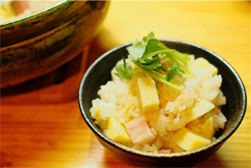 15分 15分 が炊き方のコツ 土鍋で炊き込みご飯のめんつゆレシピ2選 ひろさんきっちん 楽だけどちゃんとしてるレシピ
