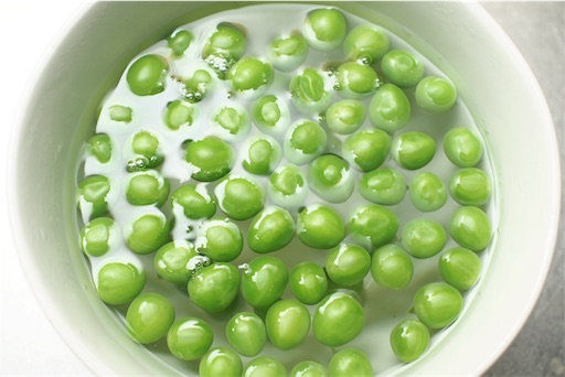 f:id:masked_rider555_2255:20190610185021j:plain グリーンピースの茹で上がり