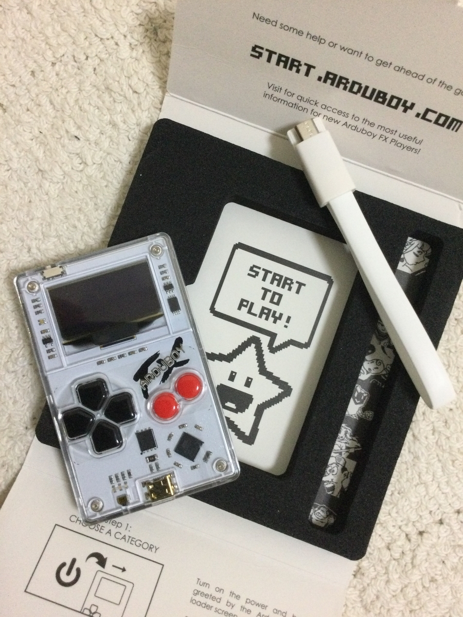 200種類以上のゲームがプリインストールされたArduboy FXでゲーム三昧