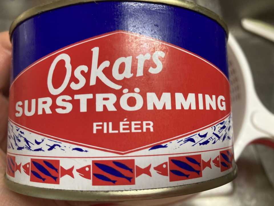 世界一】シュールストレミングを美味しく食べよう【臭い食品