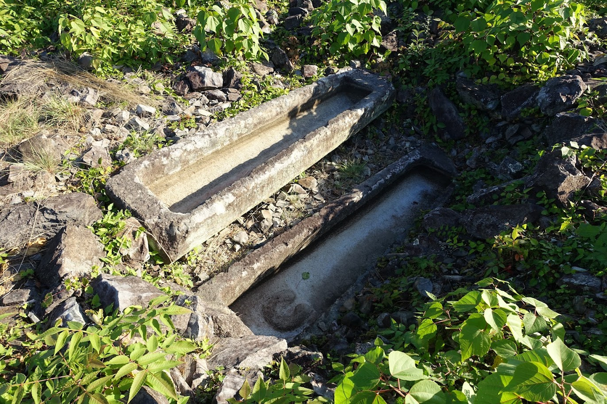 石船積石塚（石清尾山古墳群） 香川県高松市峰山町・宮脇町 - 墳丘から