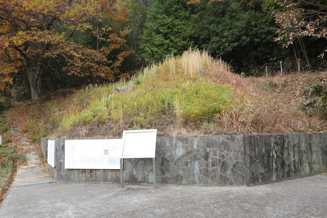 貞丸古墳(貞丸1号墳) 広島県三原市本郷町南方 墳丘からの眺め 貞丸古墳(貞丸1号墳) 広島県三原市本郷町南方 墳丘からの眺め